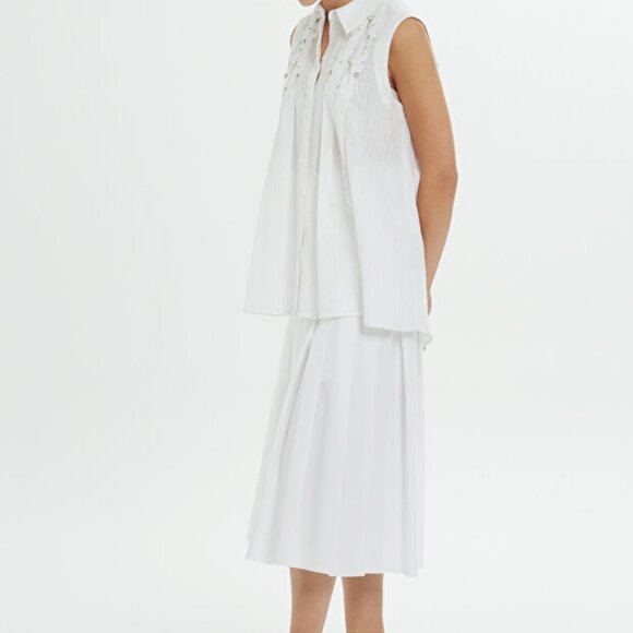 Shirt Collar Pleated Detailed White Blouse - Picture 4 of 7